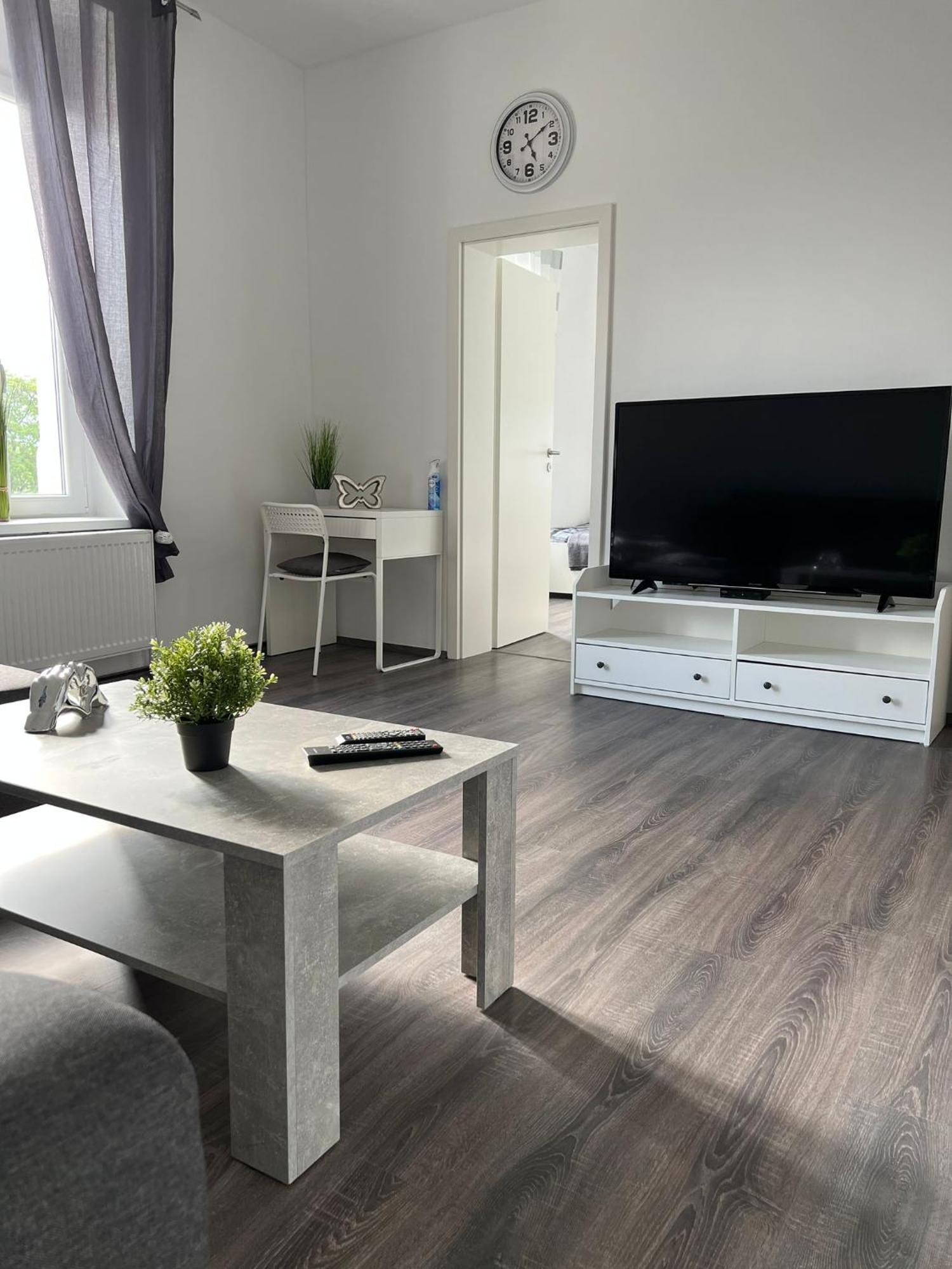 Apartments Im Herzen Von Велберт Екстериор снимка