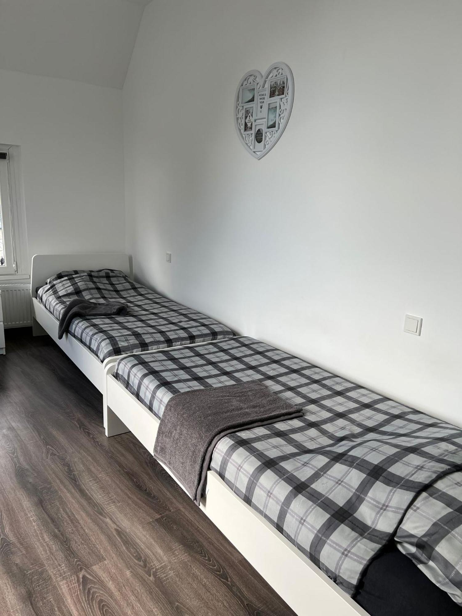 Apartments Im Herzen Von Велберт Екстериор снимка